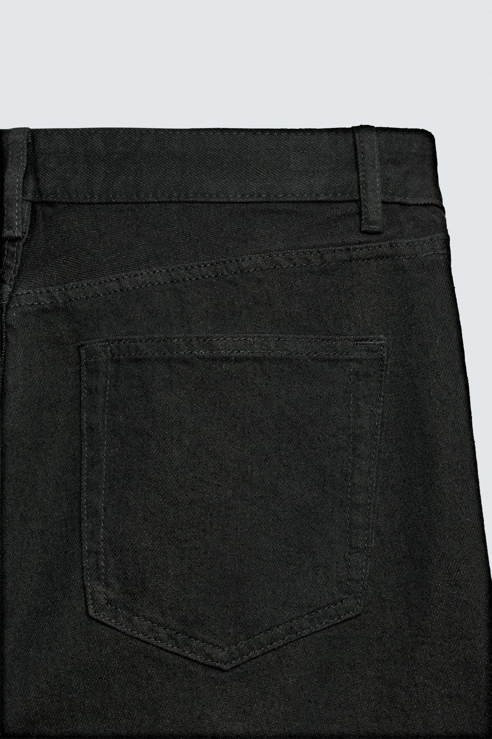 FLARE FIT JEANS WITH STUDS